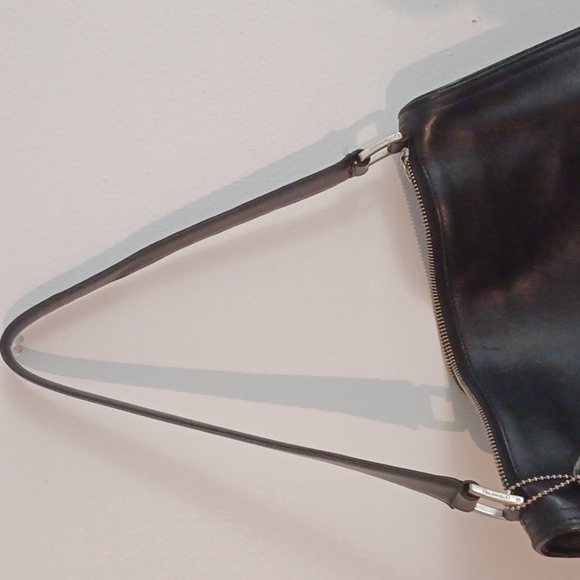 Vintage Black Coach Shoulder bag - Picture 2 of 16